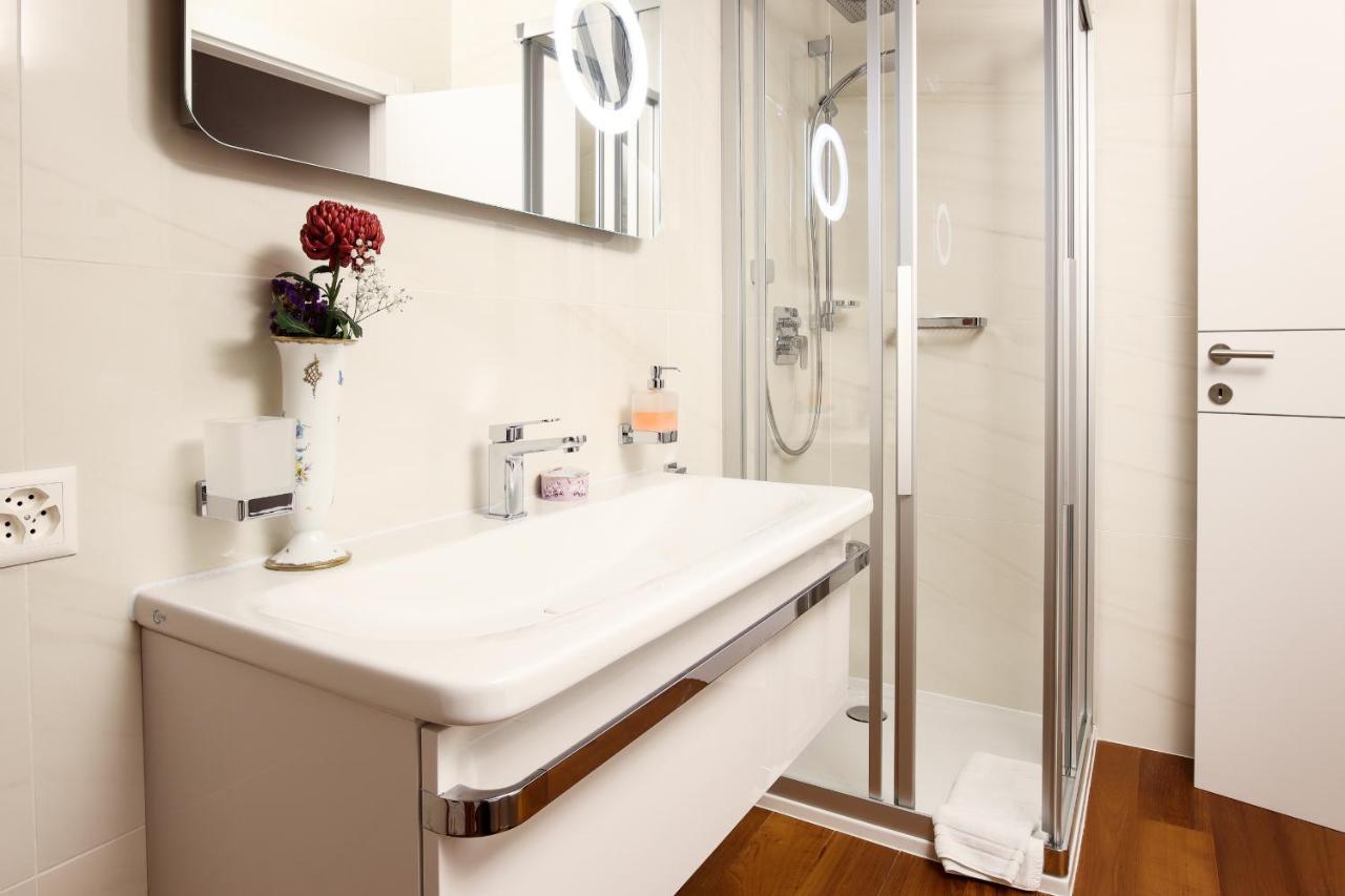 Al Ciani Balcony Suite لوغانو المظهر الخارجي الصورة